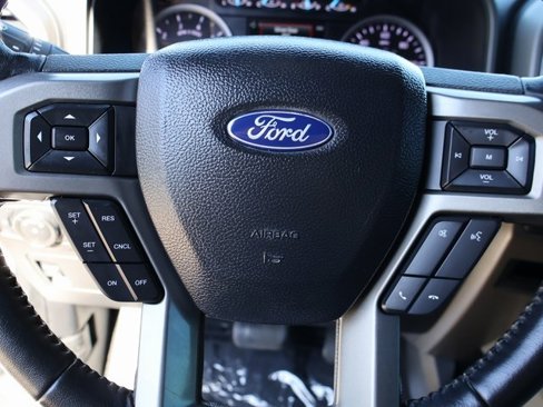 Used 2021 Ford Expedition XLT image 30
