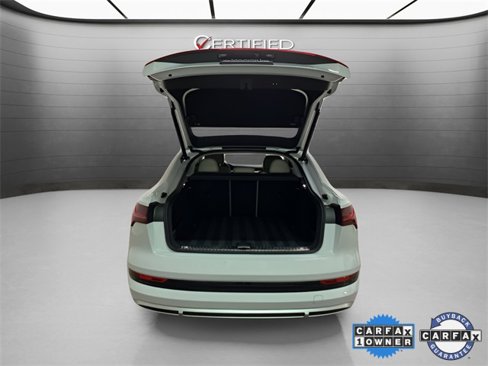 Used 2021 Audi e-tron Premium Plus w/ Premium Plus Package image 7