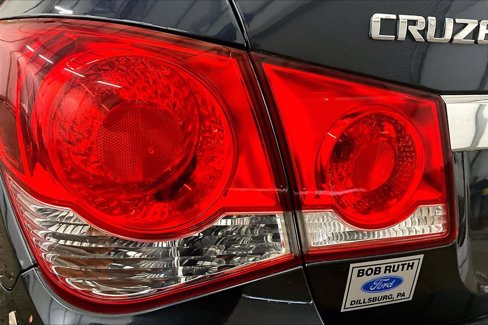 Used 2015 Chevrolet Cruze LT w/ RS Package image 28