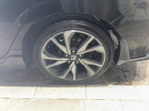 Used 2018 Honda Civic Sport image 24