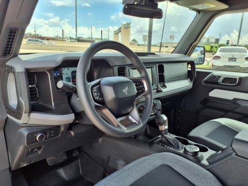 Used 2021 Ford Bronco 2-Door image 4
