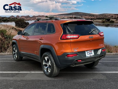 Used 2016 Jeep Cherokee Trailhawk w/ Cold Weather Group image 4