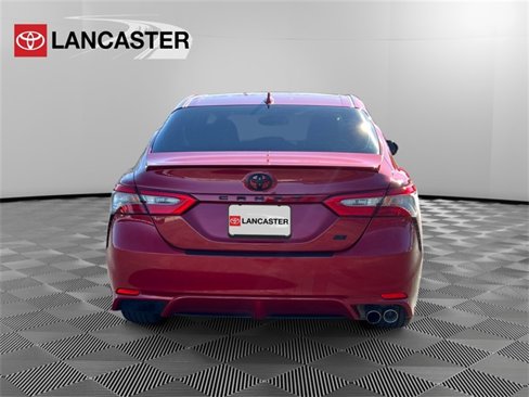 Certified 2019 Toyota Camry SE w/ Convenience Package image 4