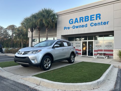 Used 2015 Toyota RAV4 XLE image 3