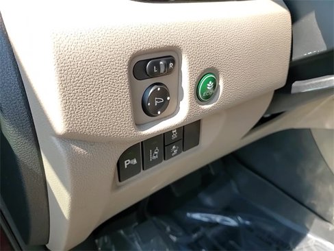 Used 2017 Honda Pilot Elite image 11