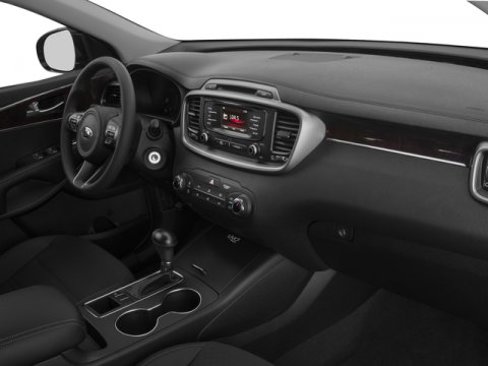 Used 2017 Kia Sorento LX w/ LX Convenience Package image 19