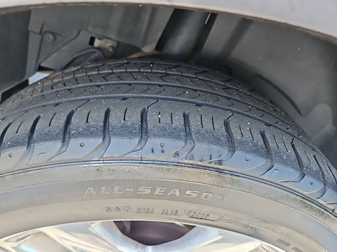 Used 2016 Ford Explorer XLT w/ Equipment Group 202A image 15