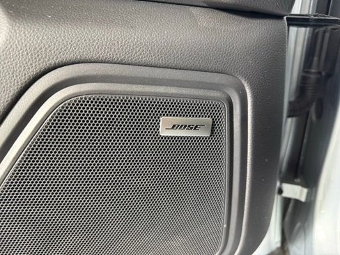 Certified 2024 Porsche Macan image 26