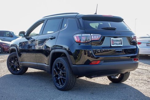 New 2025 Jeep Compass Latitude w/ Altitude Special Edition image 9