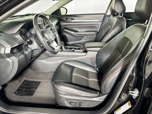 Used 2023 Nissan Altima 2.5 SR image 11