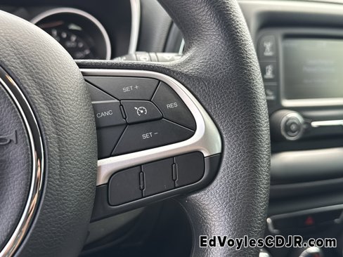 Used 2018 Jeep Compass Sport image 30