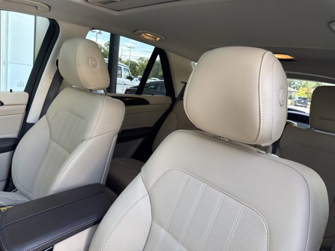 Used 2018 Mercedes-Benz GLE 350 image 16
