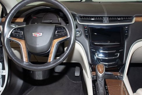 Used 2019 Cadillac XTS Luxury image 15