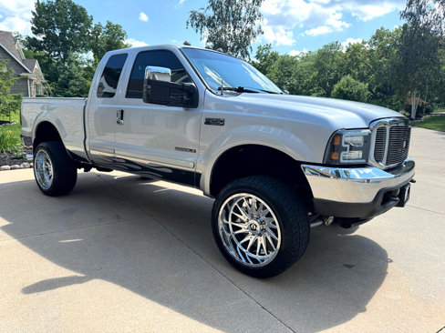 Used 2003 Ford F250 XLT image 8