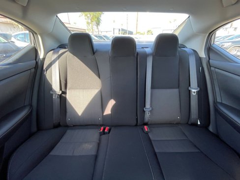 Used 2024 Nissan Sentra SV image 38