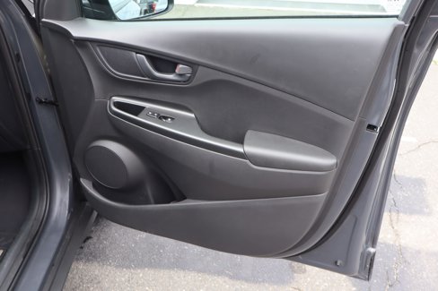 Used 2023 Hyundai Kona SEL image 35
