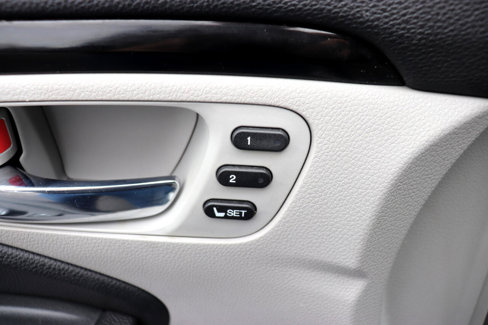 Used 2016 Honda Pilot Touring image 59