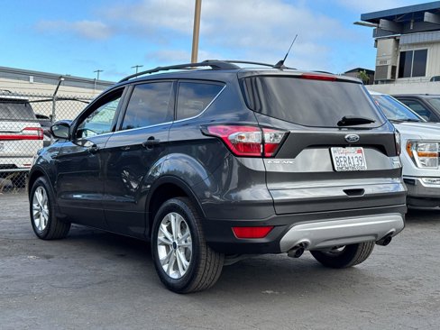 Used 2018 Ford Escape SEL image 11