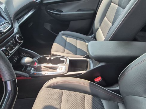 Used 2022 Chevrolet TrailBlazer RS w/ Sun and Liftgate Package image 28