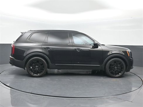 Used 2022 Kia Telluride SX w/ SX Prestige Package image 8