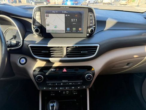 Used 2019 Hyundai Tucson Ultimate w/ Cargo Package image 17