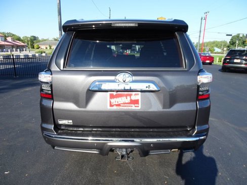 Used 2020 Toyota 4Runner Limited image 7