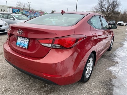 Used 2015 Hyundai Elantra SE image 5