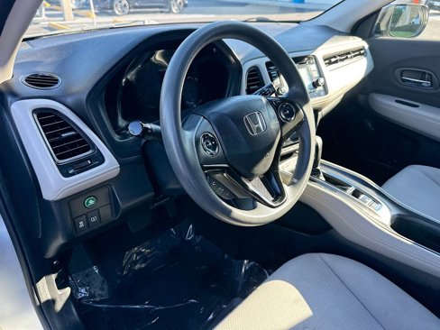 Used 2019 Honda HR-V LX image 10