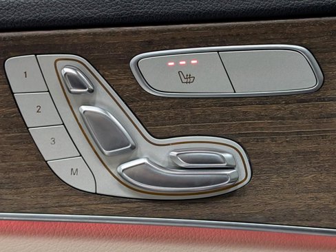 Used 2019 Mercedes-Benz C 300 Sedan image 14