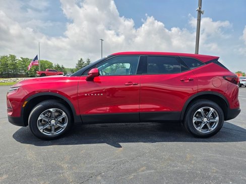 Used 2023 Chevrolet Blazer LT image 11