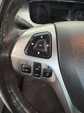 Used 2015 Ford Taurus SEL image 13