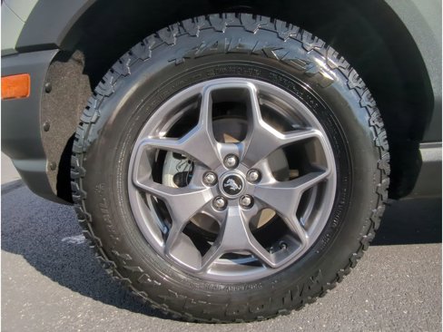 Used 2023 Ford Bronco Sport Badlands image 10