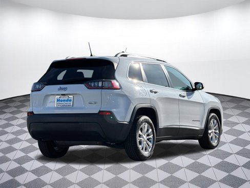 Used 2019 Jeep Cherokee Latitude w/ Popular Appearance Group image 8