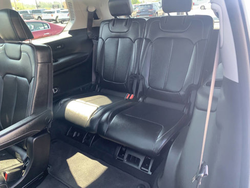 Used 2023 Jeep Grand Cherokee L Limited w/ Luxury Tech Group II image 26