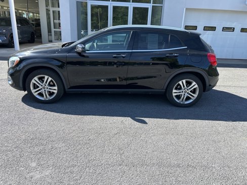 Used 2019 Mercedes-Benz GLA 250 4MATIC image 2