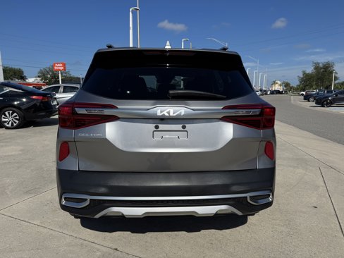 Certified 2023 Kia Seltos S w/ Navigation Package image 5