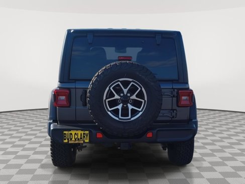 New 2025 Jeep Wrangler Unlimited Rubicon w/ Technology Group image 4