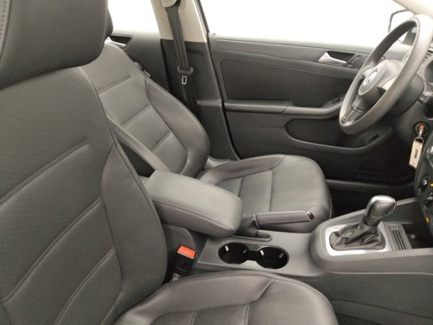 Used 2014 Volkswagen Jetta SE image 21