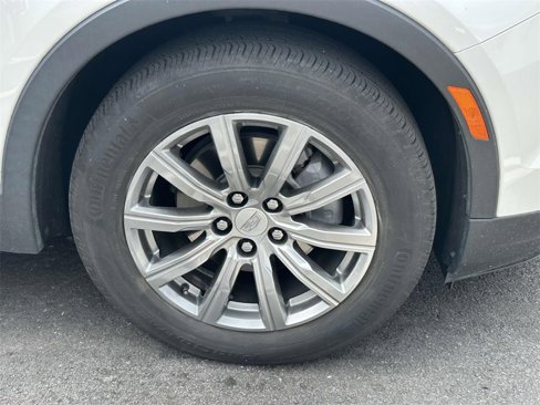 Certified 2021 Cadillac XT4 Premium Luxury w/ Technology Package image 7