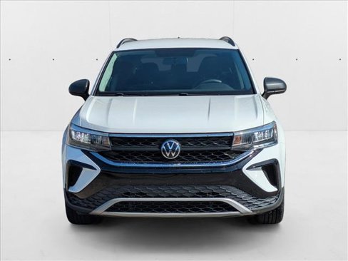 Used 2022 Volkswagen Taos S image 4