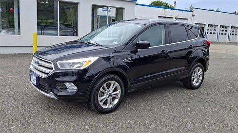 Used 2019 Ford Escape SE image 4