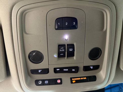 Used 2013 Cadillac XTS Luxury w/ Driver Awareness Package image 33
