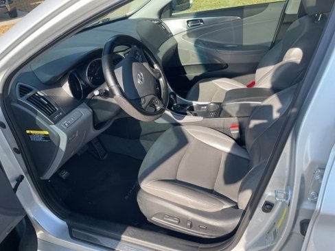 Used 2014 Hyundai Sonata Limited w/ Panoramic Sunroof Package 02 image 15