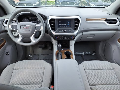 Used 2017 GMC Acadia SLE w/ Driver Alert Package I image 8