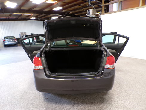 Used 2016 Chevrolet Cruze LT image 13