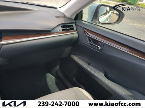 Used 2013 Lexus ES 350 w/ Luxury Pkg image 14