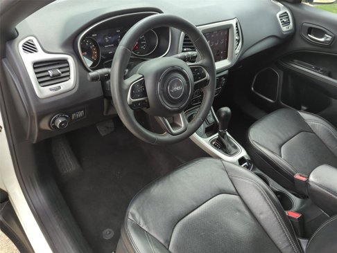 Used 2021 Jeep Compass Latitude image 2