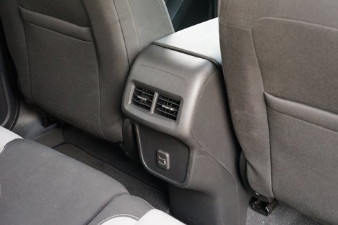 Used 2021 Chevrolet Equinox LT image 29