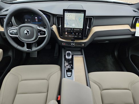 New 2026 Volvo XC60 B5 Plus w/ Protection Package Premier image 31