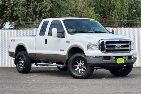 Used 2007 Ford F250 Lariat image 2